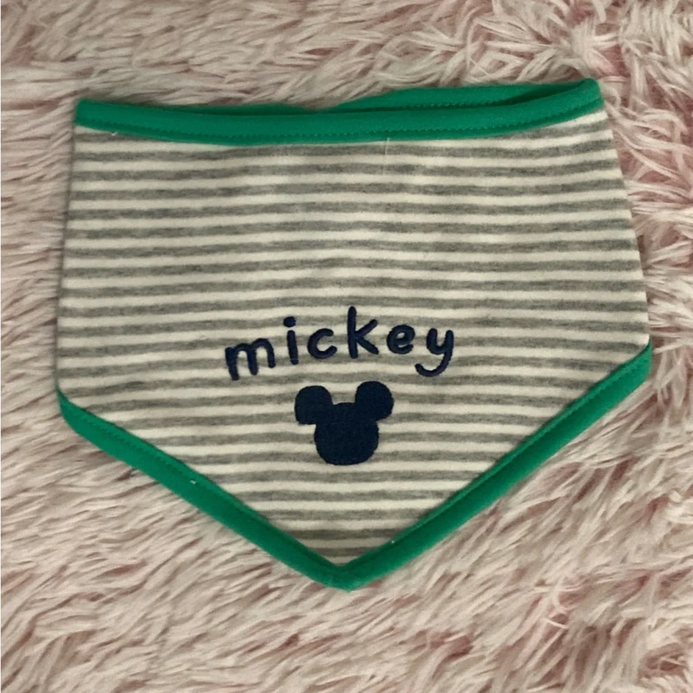Mickey Mouse Bibs (6 pack)